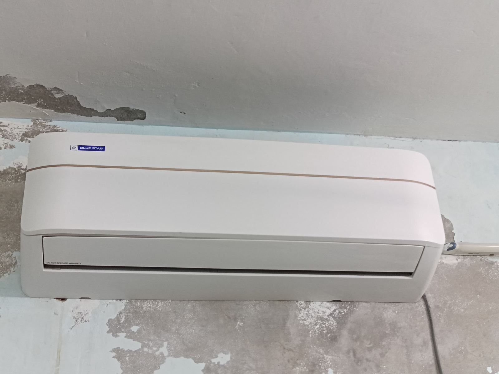 Blue Star 1.5 Ton Split AC, photo 1 of 4