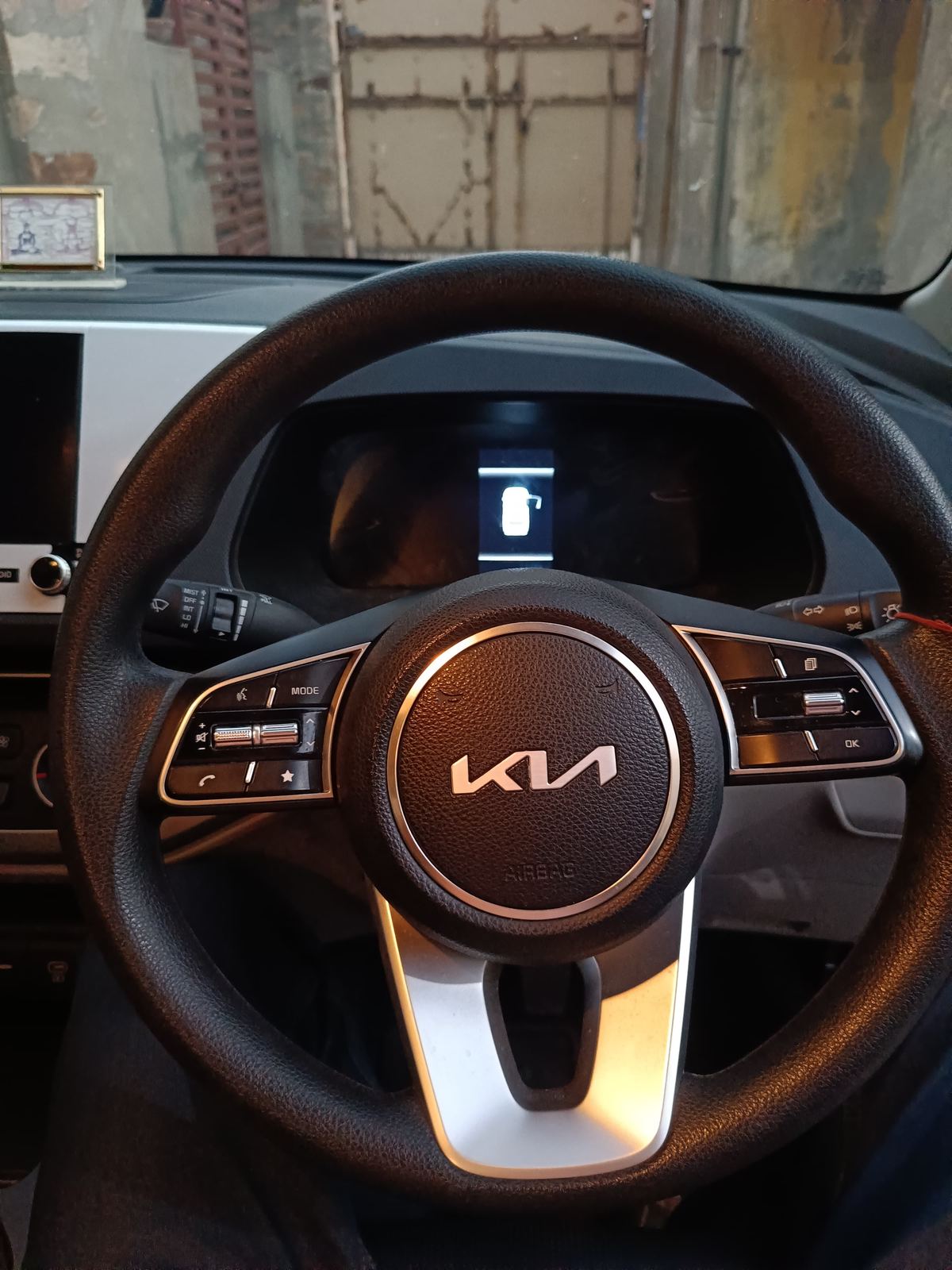 Kia Carens Premium (O), photo 10 of 15